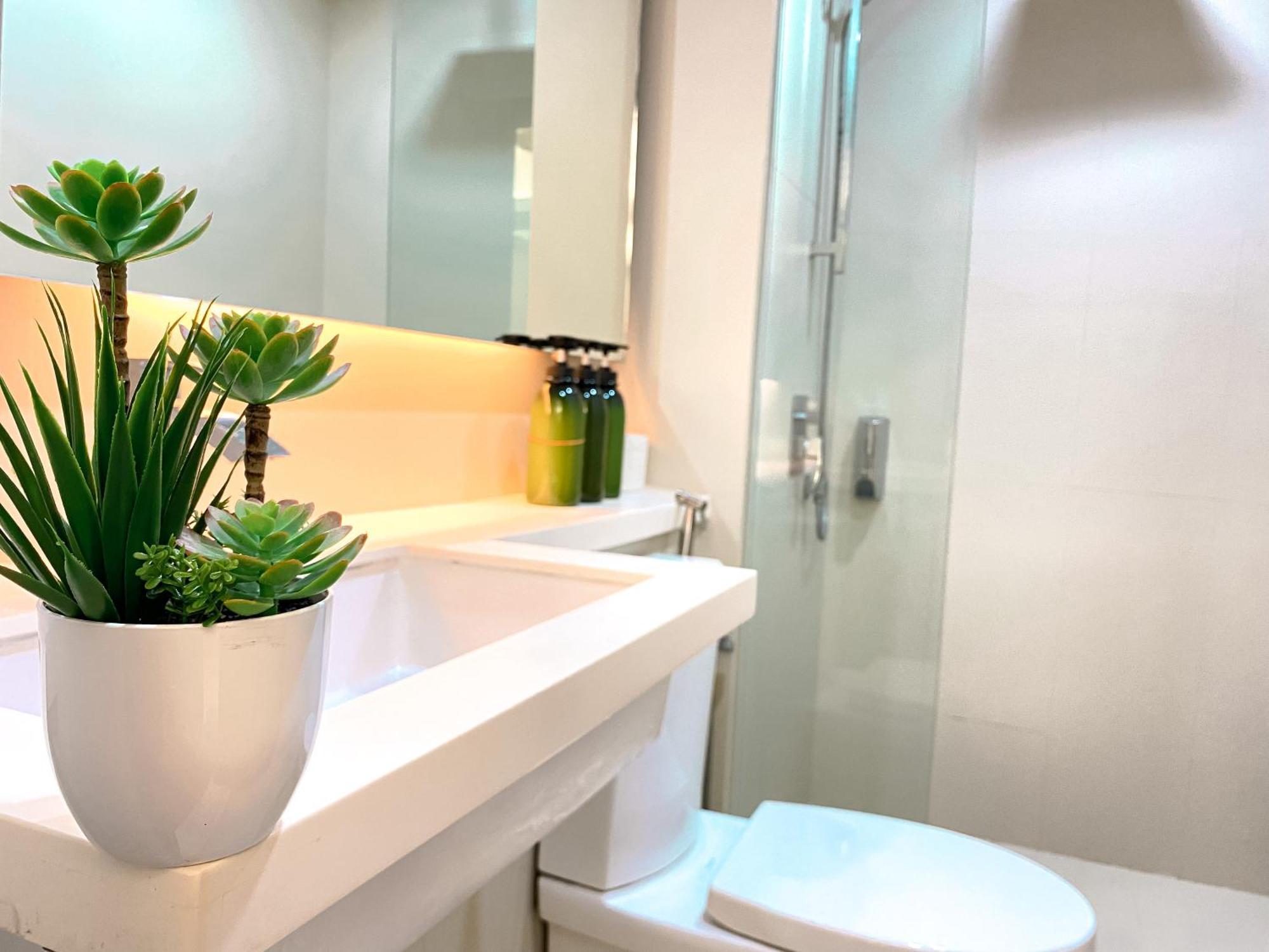 Cozy Living , With Private Balcony @ Mont Kiara Hartamas Kuala Lumpur