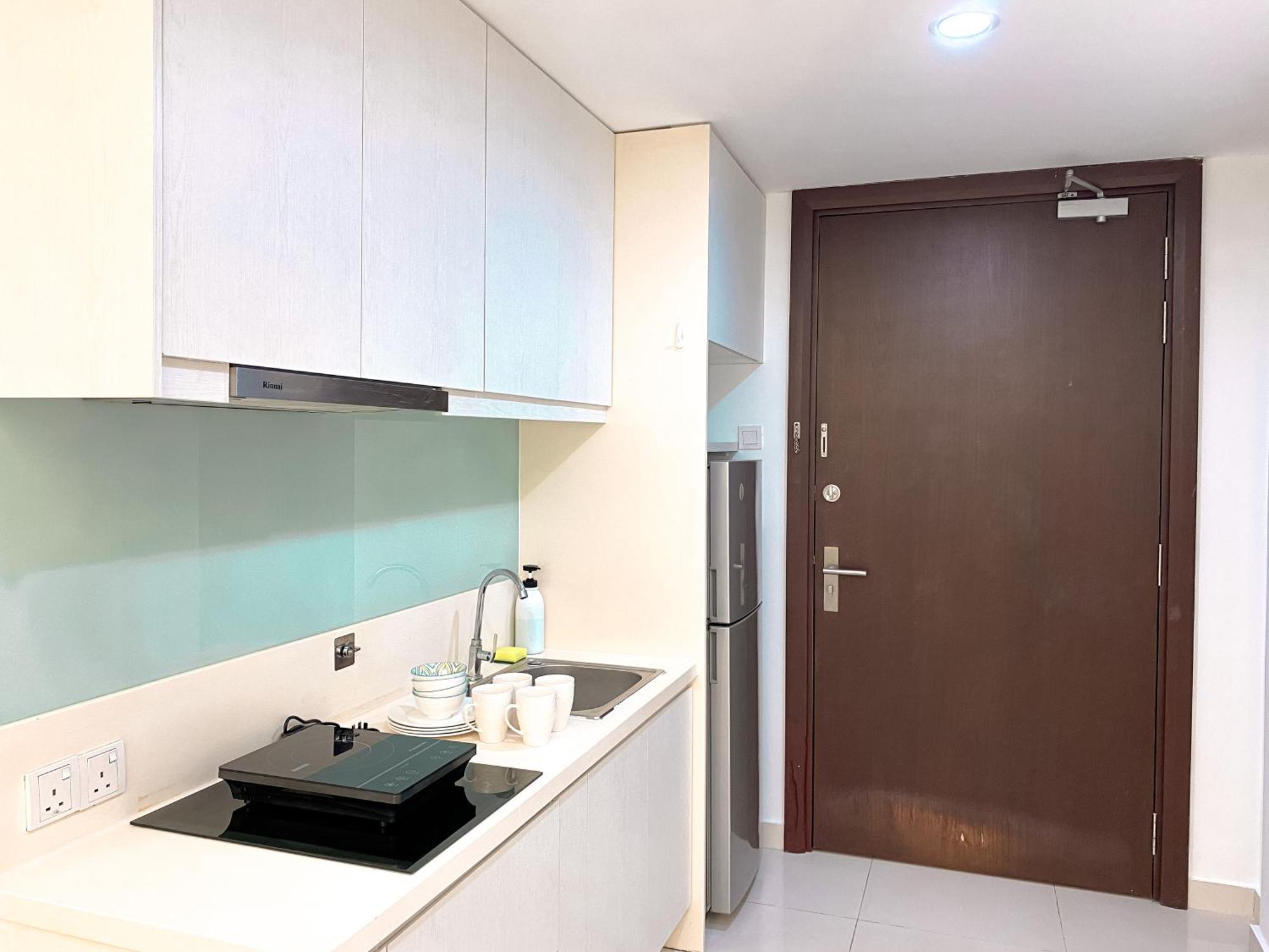 Cozy Living , With Private Balcony @ Mont Kiara Hartamas