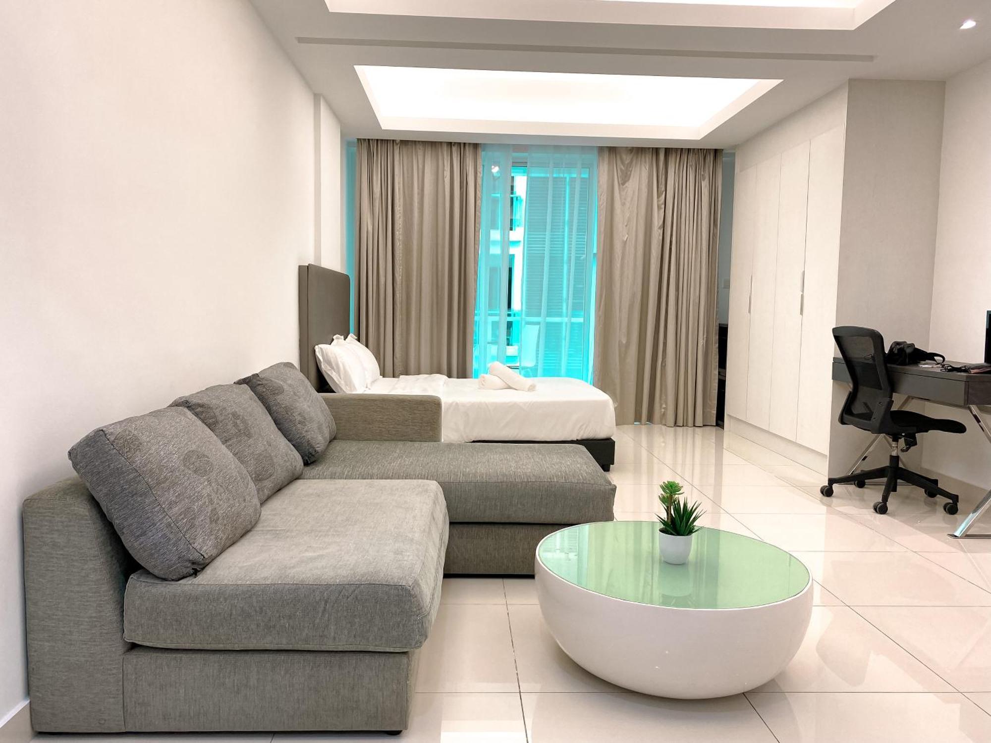 Pangsapuri Cozy Living , With Private Balcony @ Mont Kiara Hartamas Kuala Lumpur