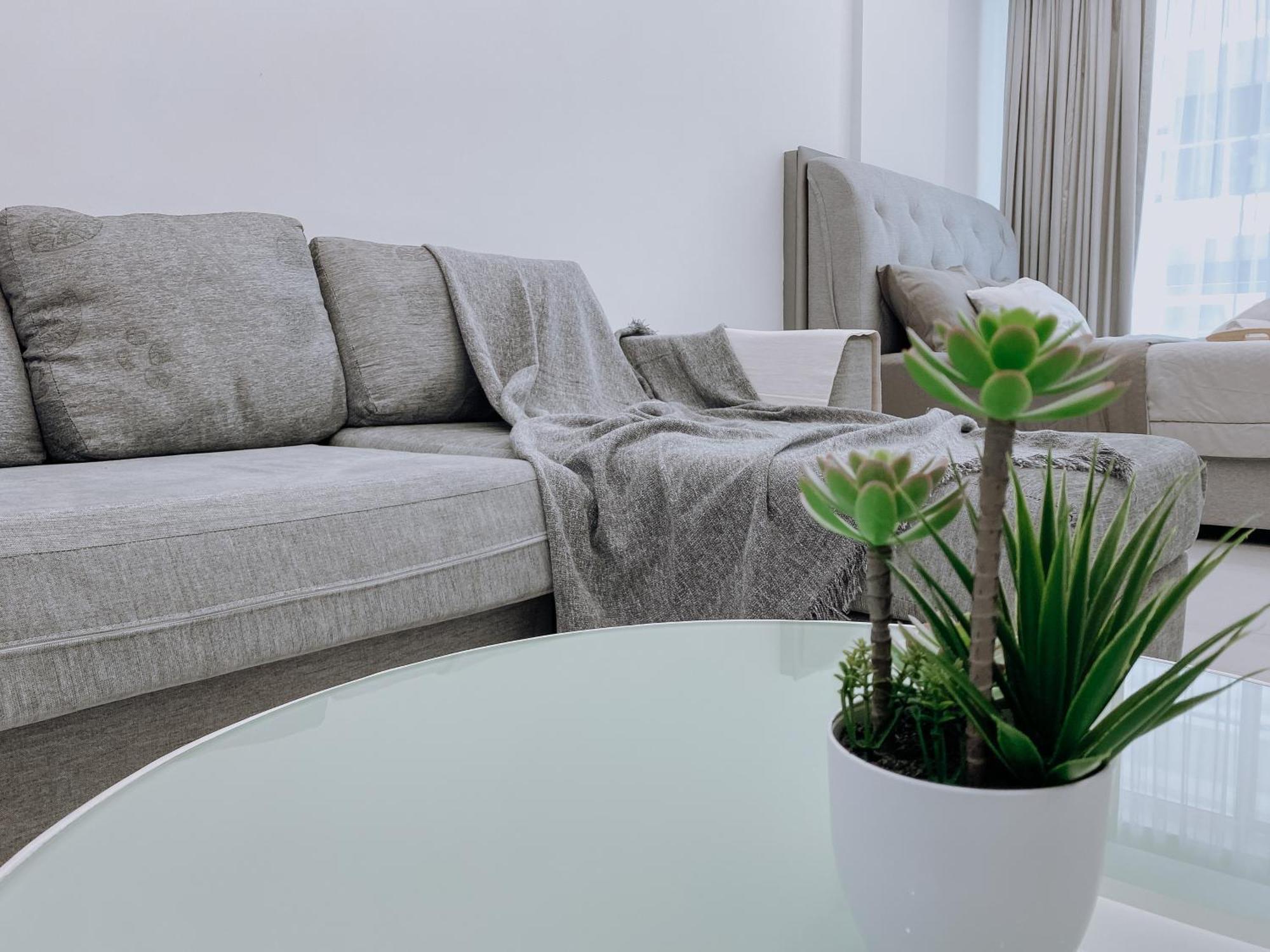 Cozy Living , With Private Balcony @ Mont Kiara Hartamas *